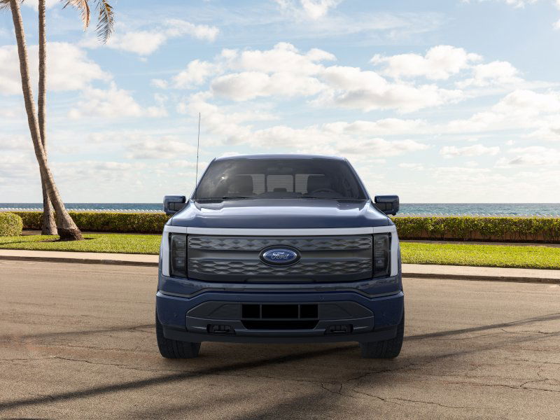 2023 Ford F-150 Lightning Lariat 6