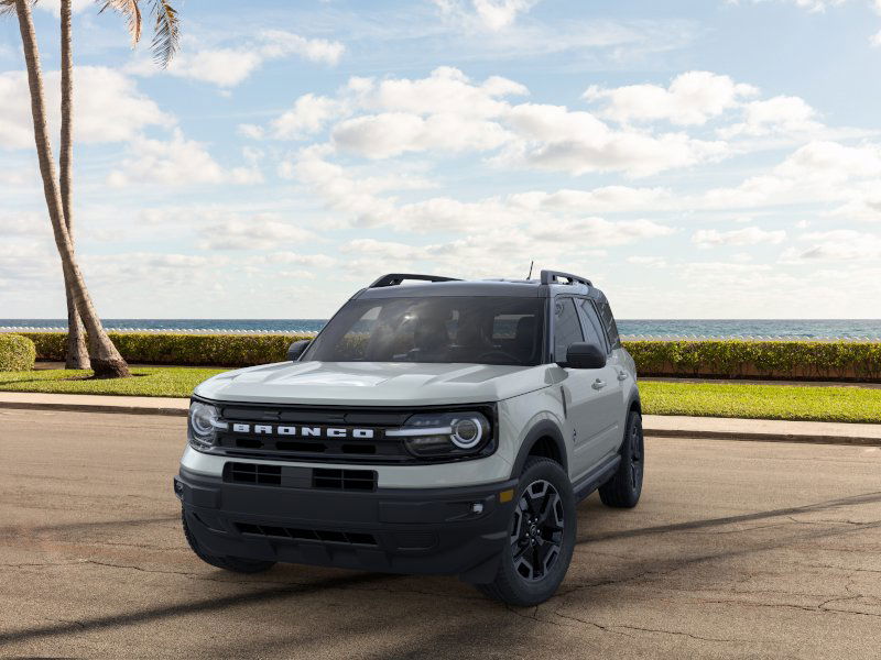 2024 Ford Bronco Sport Outer Banks 2