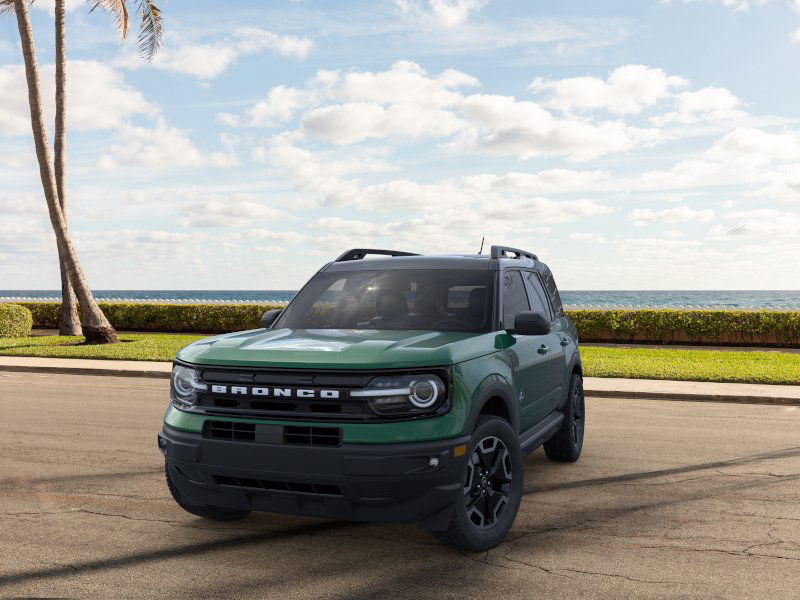 2024 Ford Bronco Sport Outer Banks 2