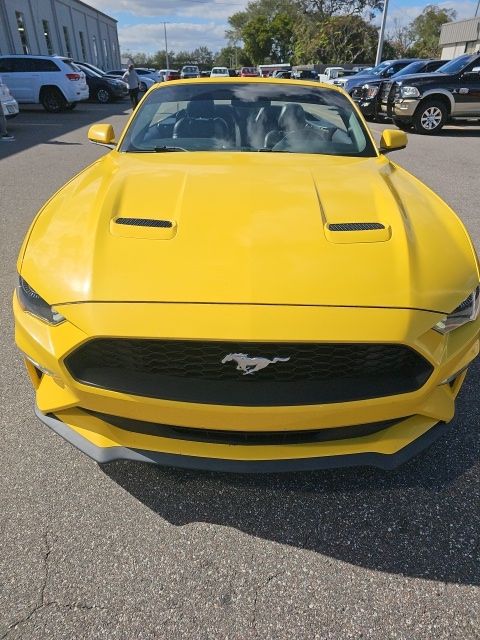 2018 Ford Mustang  3