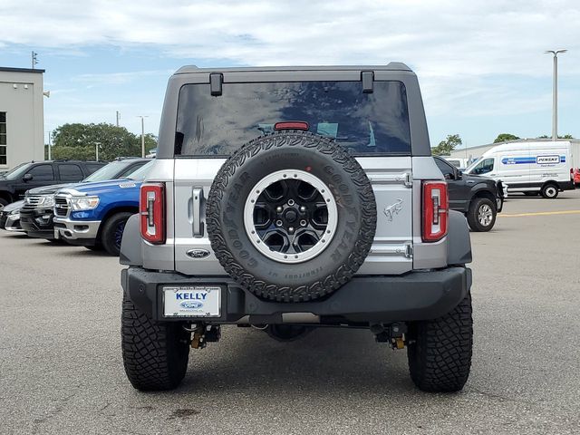 2024 Ford Bronco Outer Banks 8