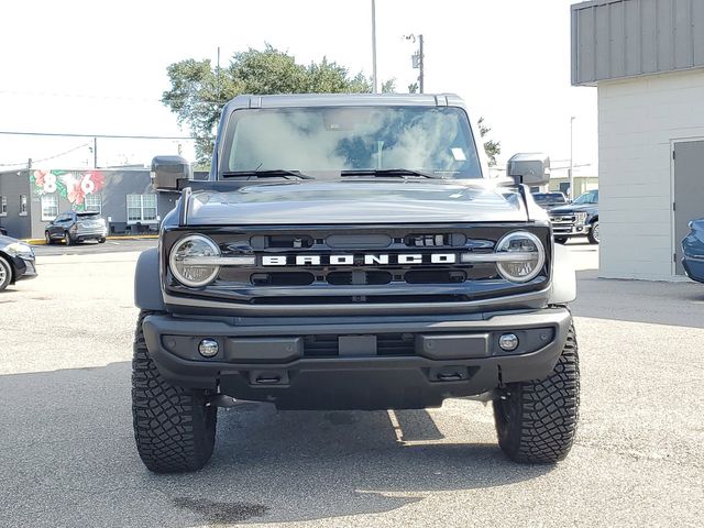 2024 Ford Bronco Outer Banks 2