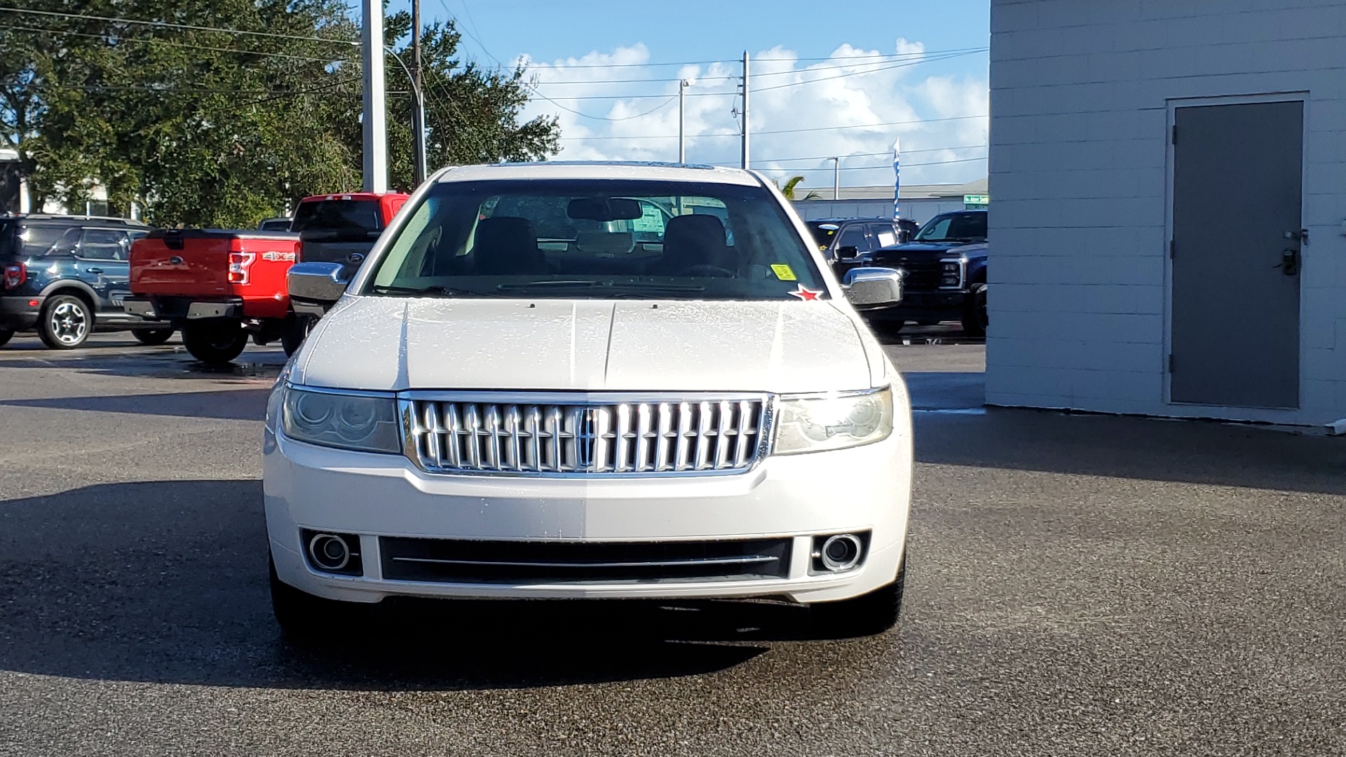 2009 Lincoln MKZ Base 2