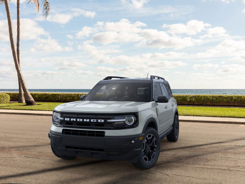 2024 Ford Bronco Sport Outer Banks 2