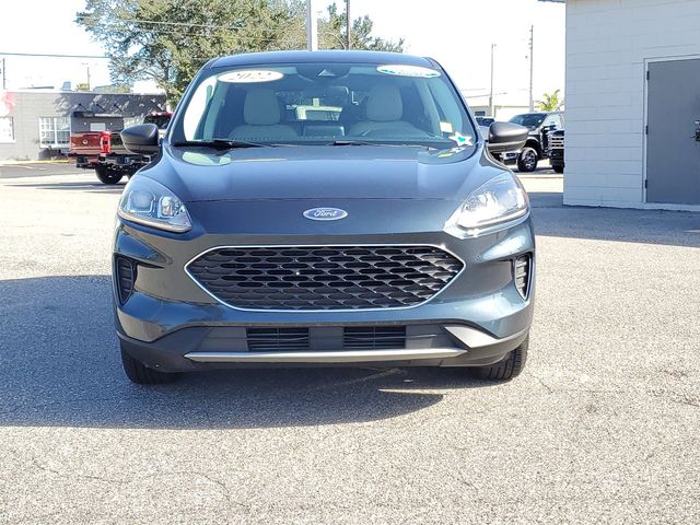 2022 Ford Escape SE 2