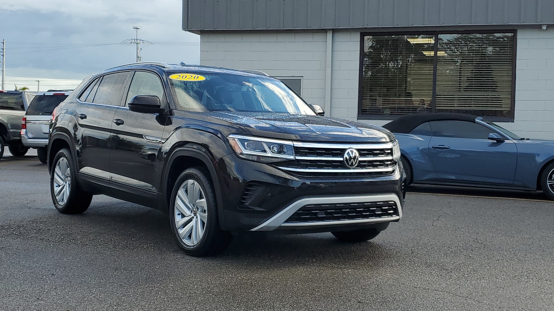 2020 Volkswagen Atlas Cross Sport  3