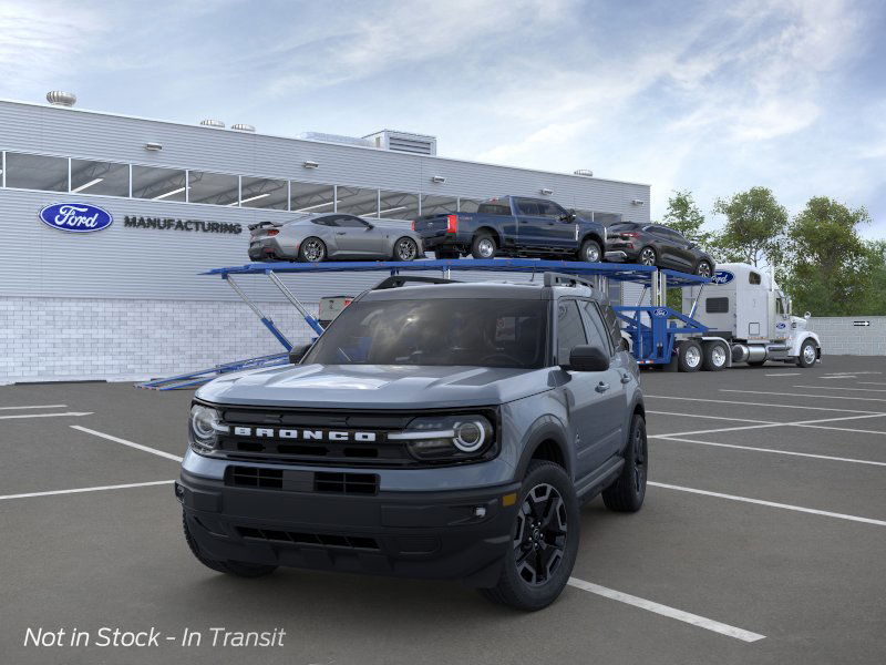 2024 Ford Bronco Sport Outer Banks 2