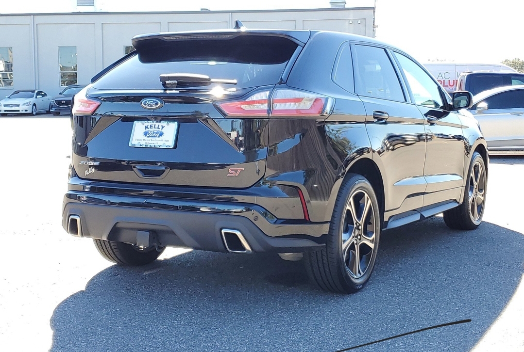 2020 Ford Edge ST 5