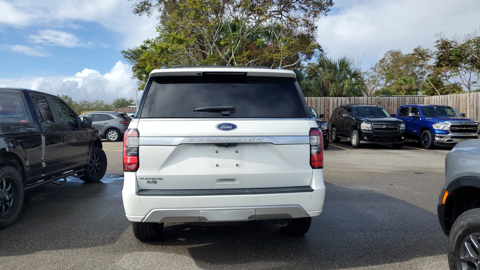 2021 Ford Expedition Platinum 3