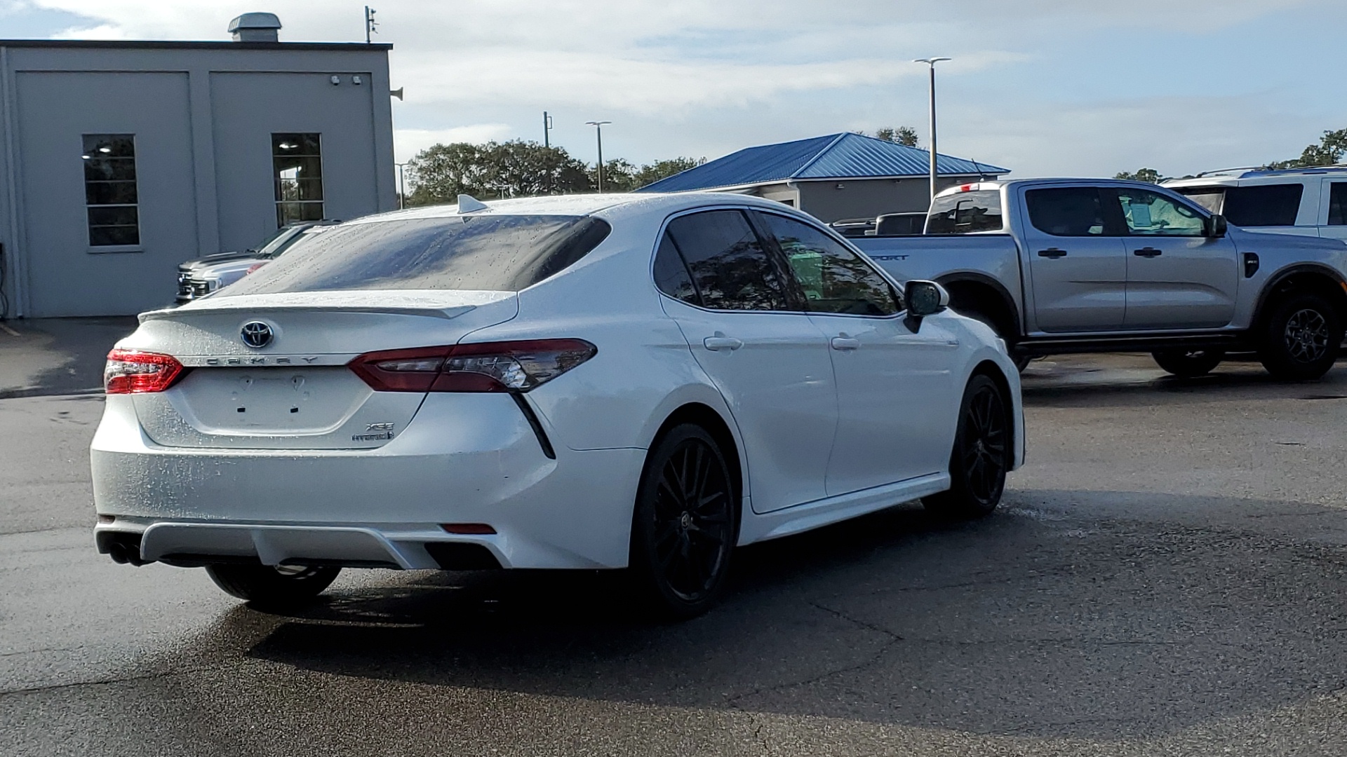 2021 Toyota Camry Hybrid XSE 5