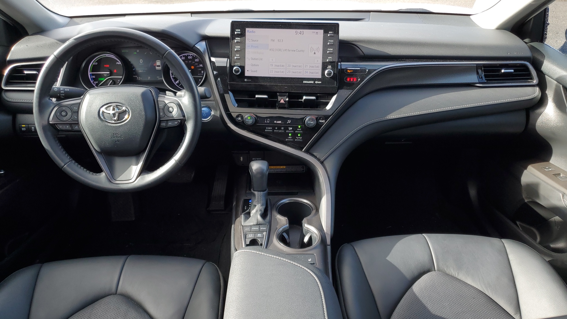 2021 Toyota Camry Hybrid XSE 12