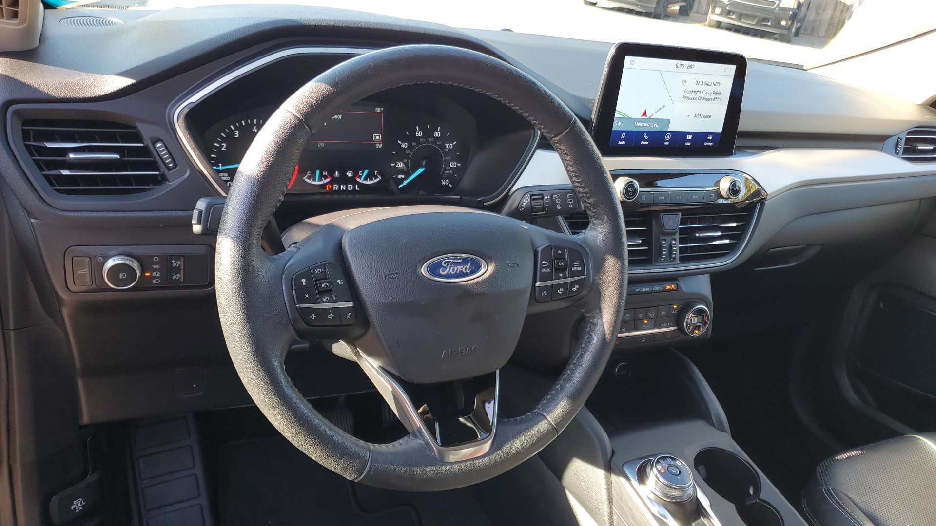 2020 Ford Escape SEL 20