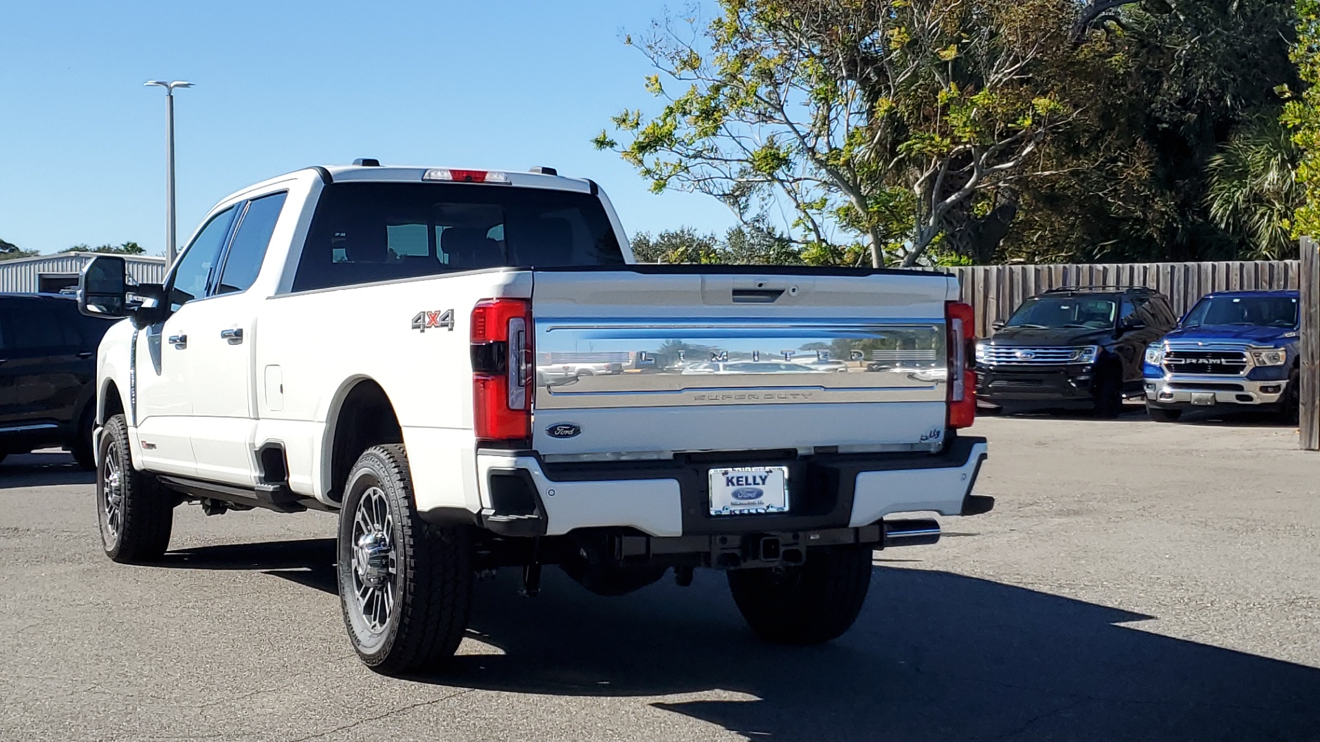 2024 Ford F-350SD Limited 7