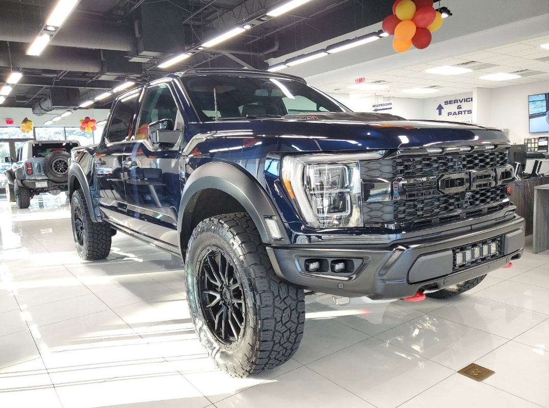 2023 Ford F-150 Raptor 3