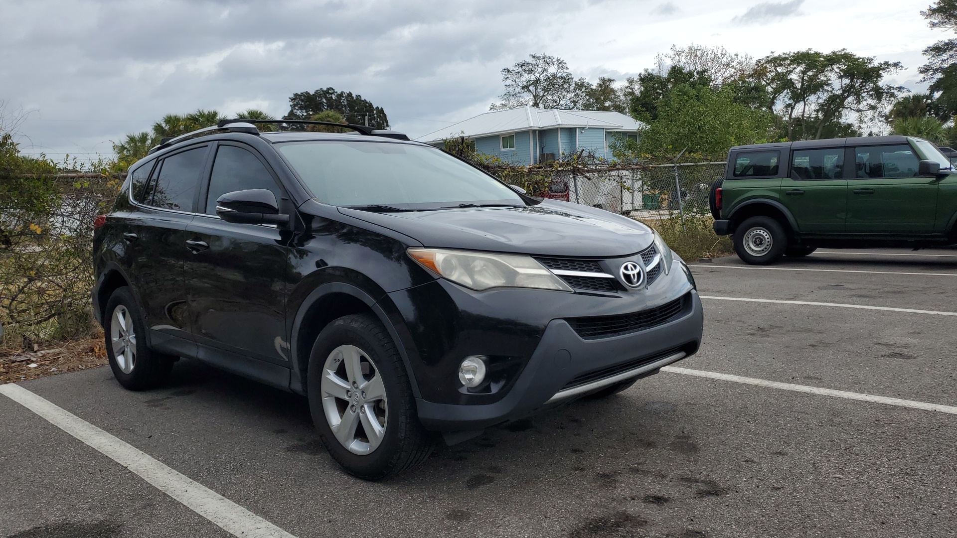 2013 Toyota RAV4 XLE 3