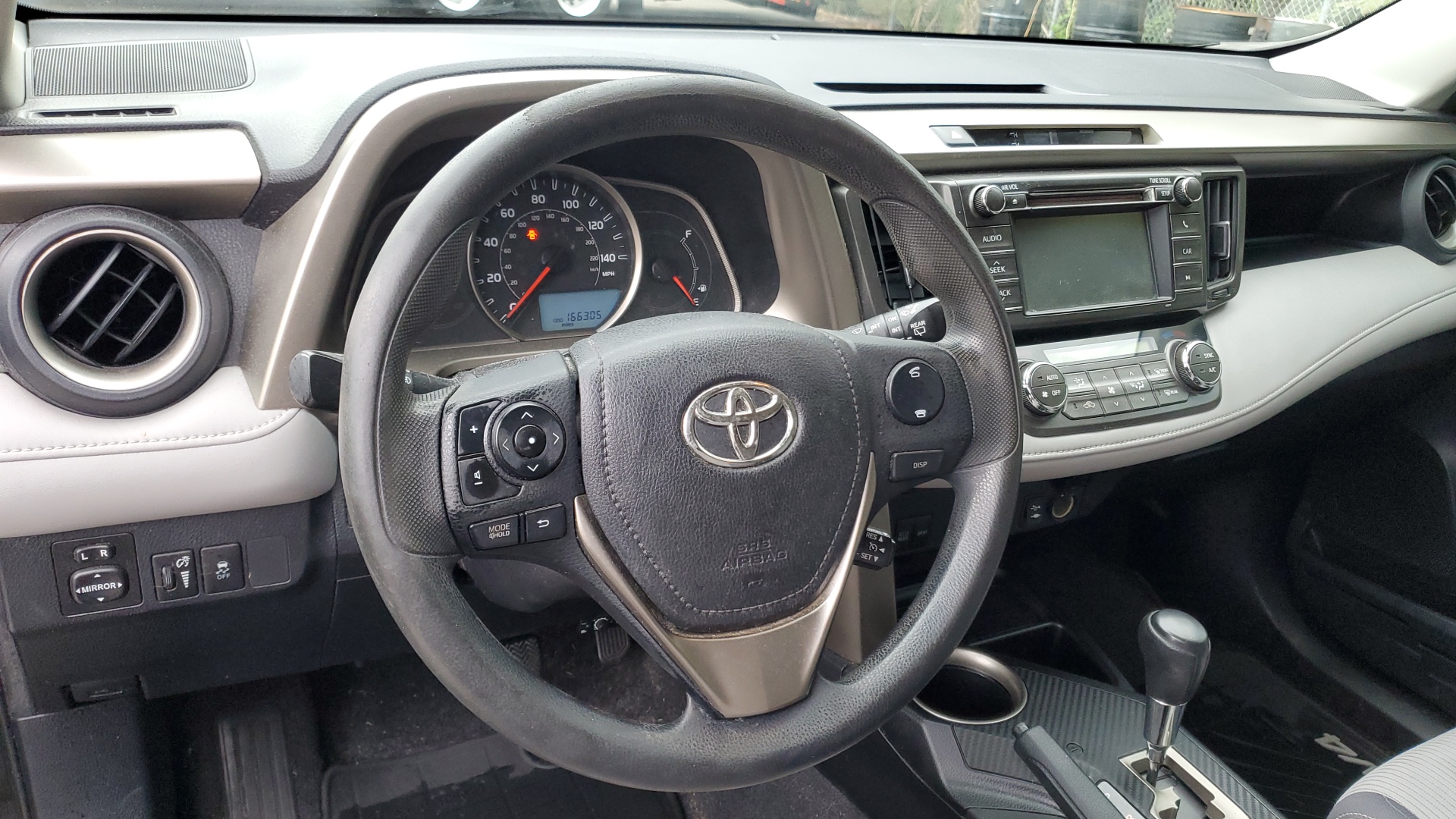 2013 Toyota RAV4 XLE 8