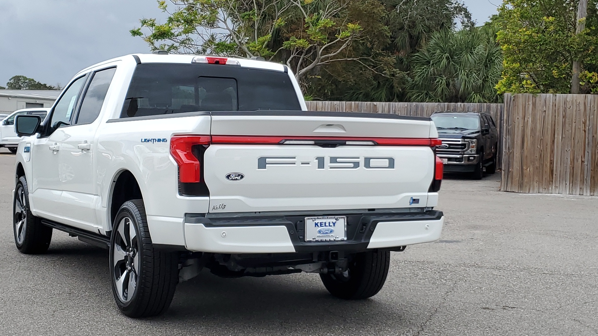 2024 Ford F-150 Lightning Platinum 7