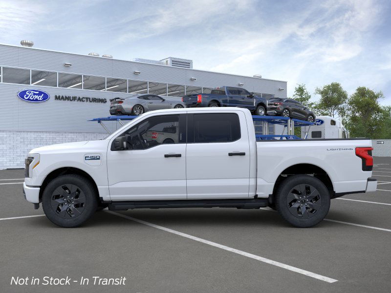 2024 Ford F-150 Lightning XLT 3