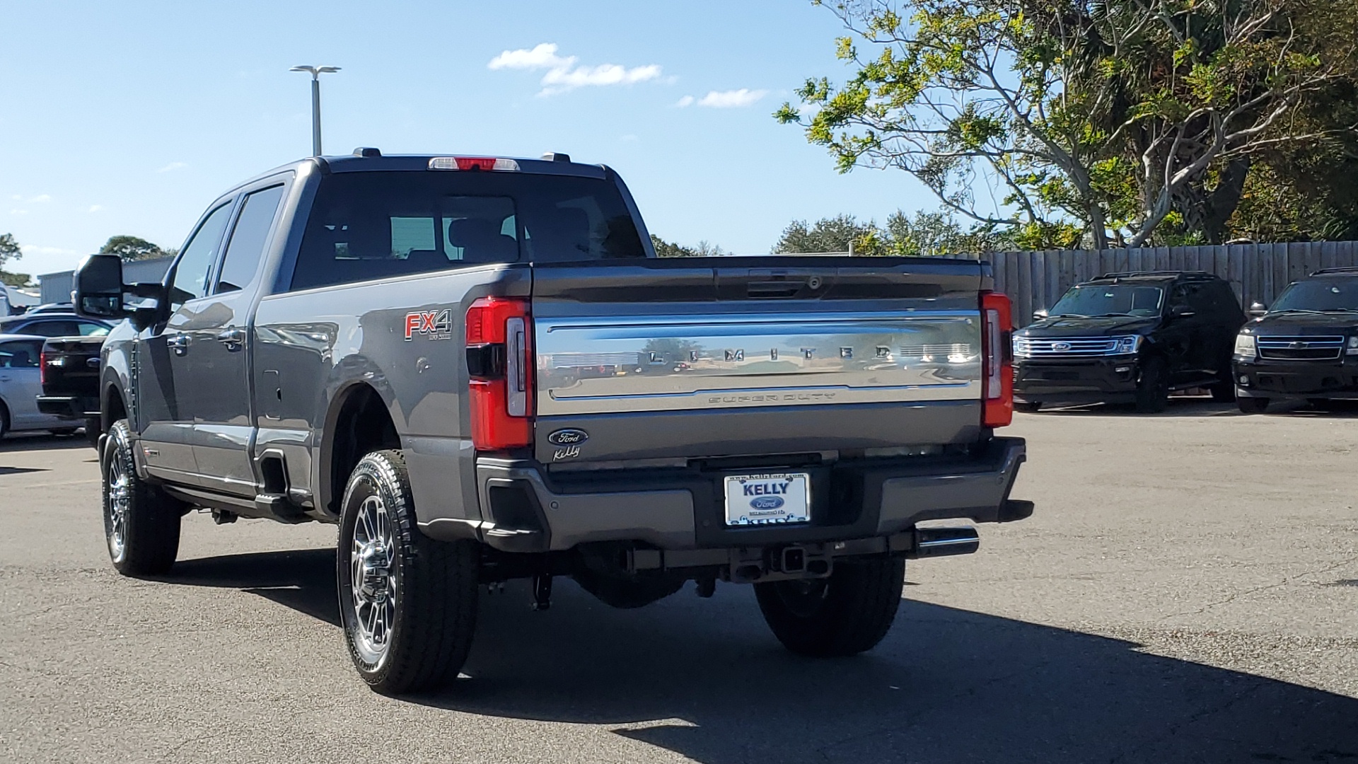 2024 Ford F-350SD Limited 7