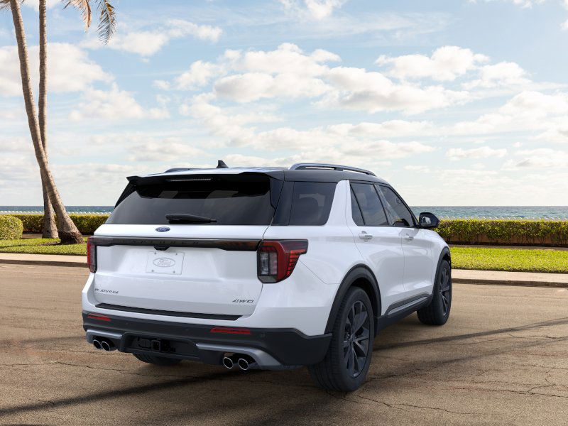 2025 Ford Explorer Platinum 8