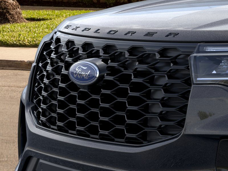 2025 Ford Explorer ST-Line 17