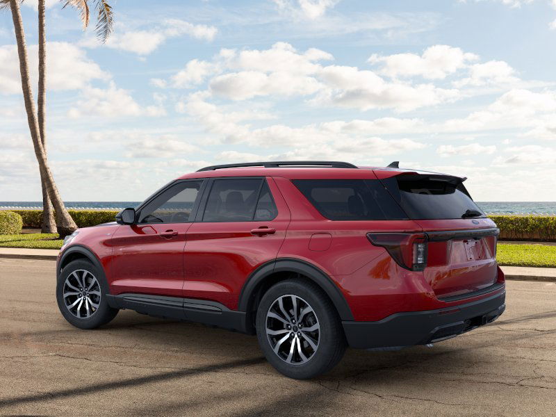 2025 Ford Explorer ST-Line 4