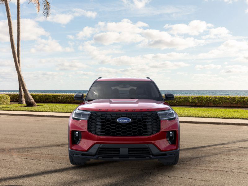 2025 Ford Explorer ST-Line 6