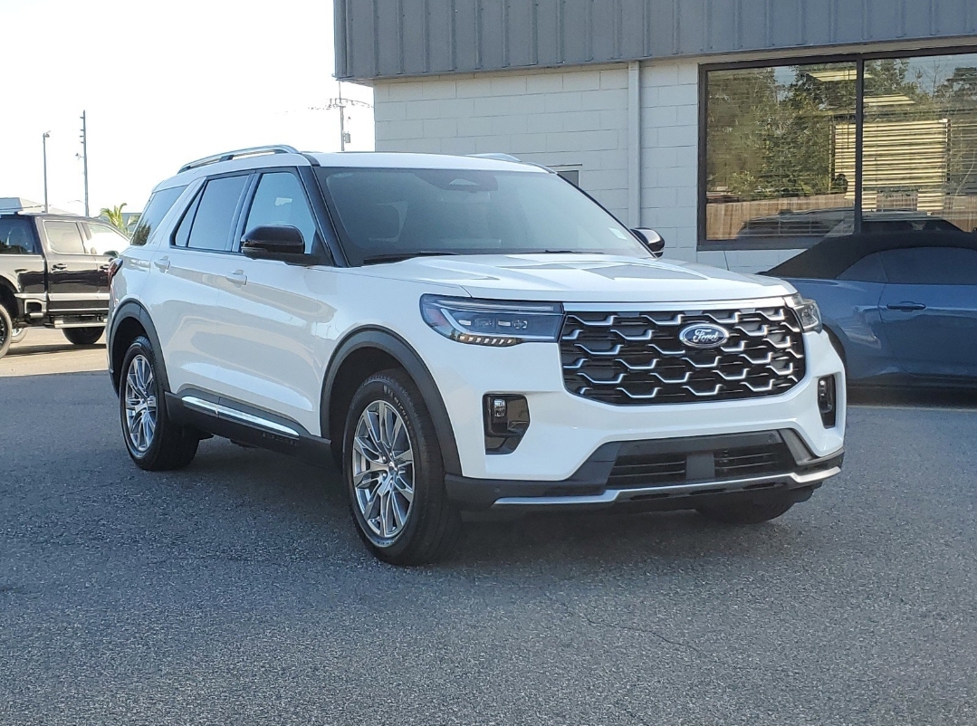 2025 Ford Explorer Platinum 3