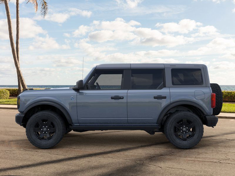 2024 Ford Bronco Black Diamond 3