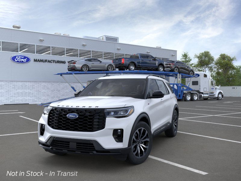 2025 Ford Explorer ST-Line 2