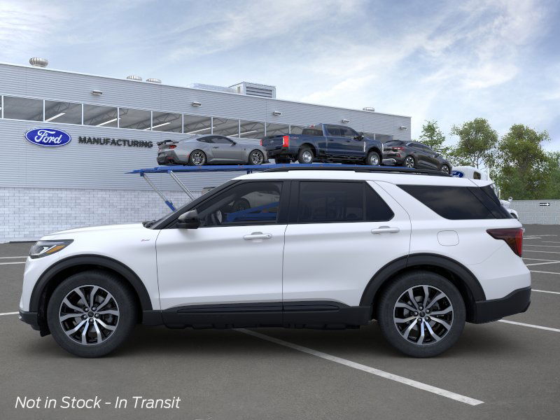 2025 Ford Explorer ST-Line 3