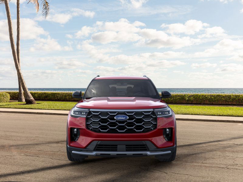 2025 Ford Explorer Platinum 6