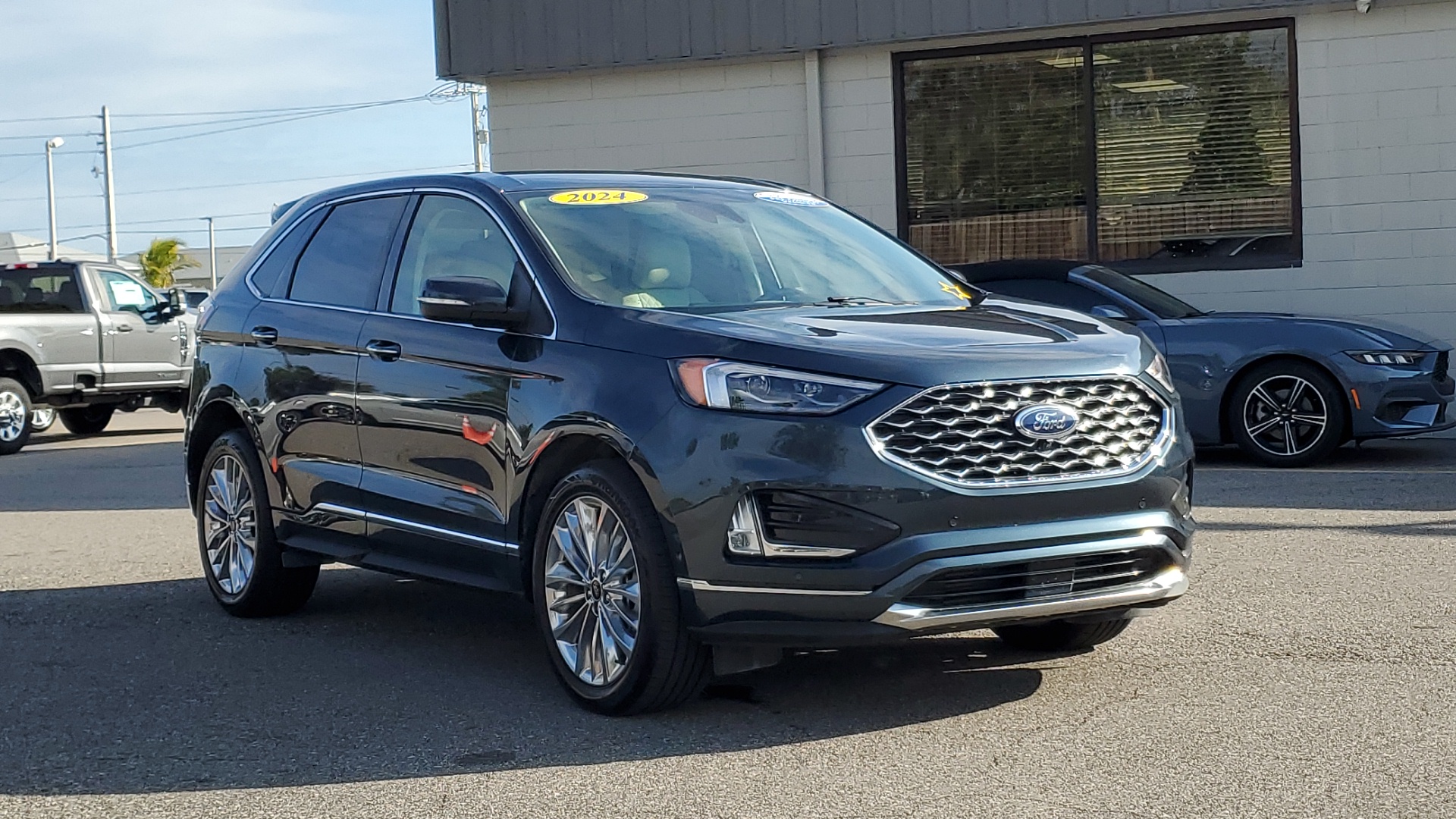 2024 Ford Edge Titanium 3