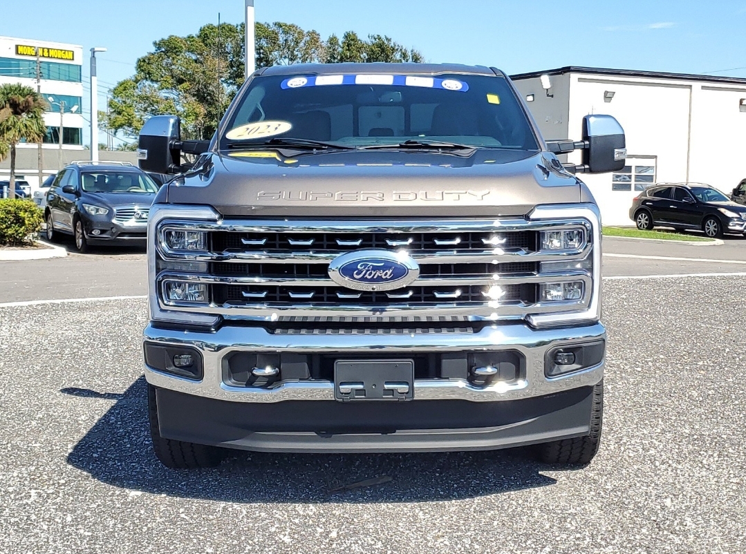 2023 Ford F-250SD Lariat 2