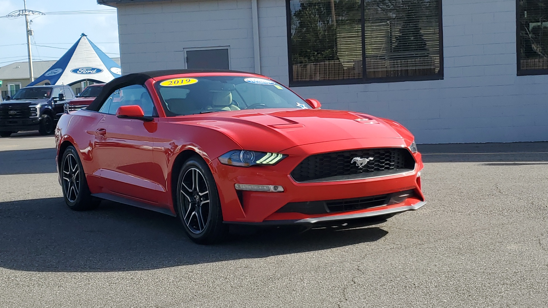 2019 Ford Mustang EcoBoost Premium 3