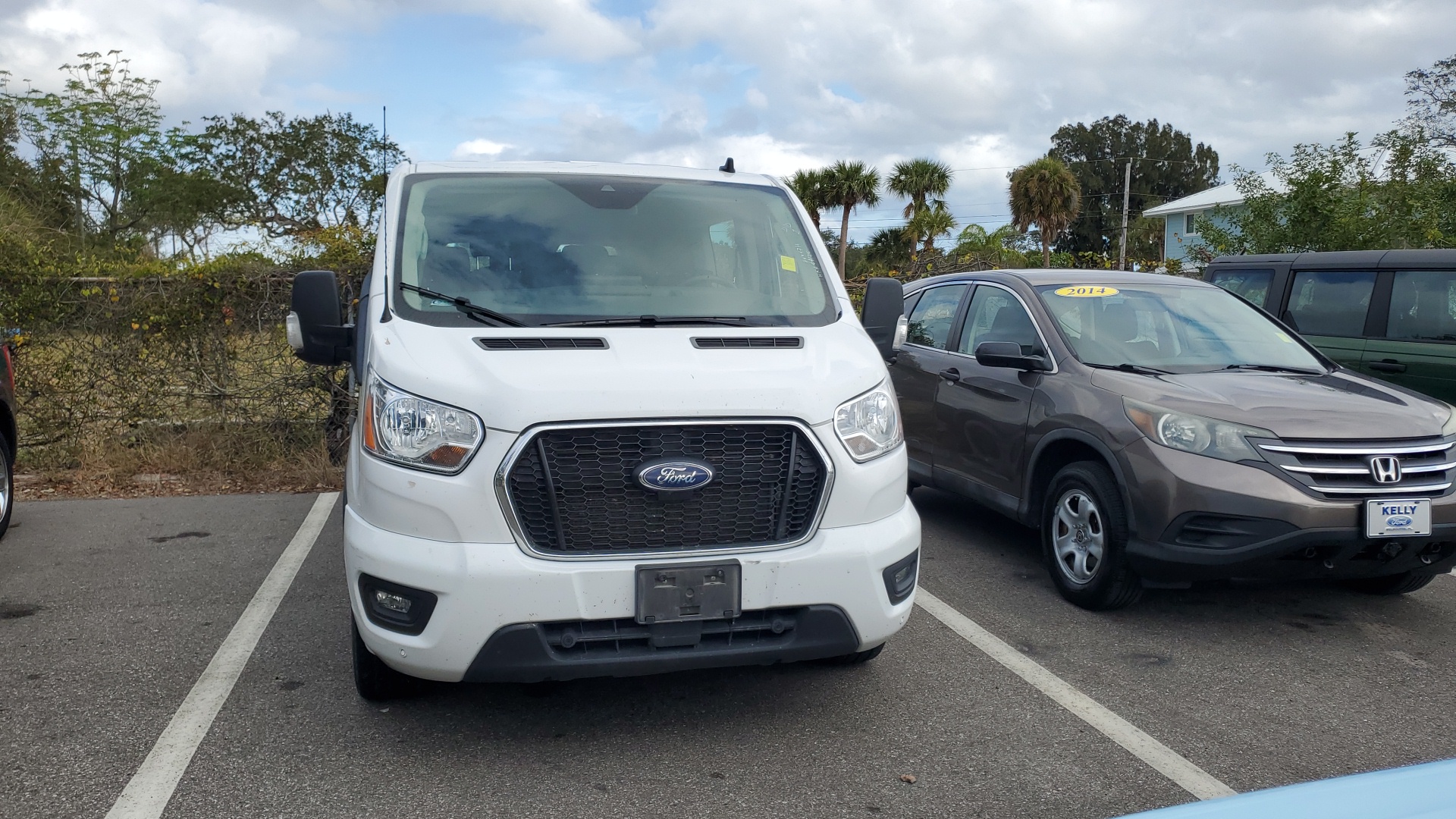 2022 Ford Transit-350 XLT 2