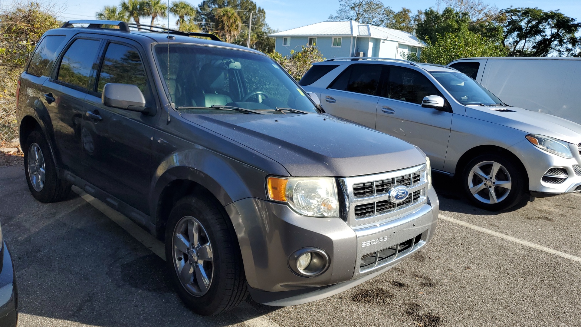 2012 Ford Escape Limited 2