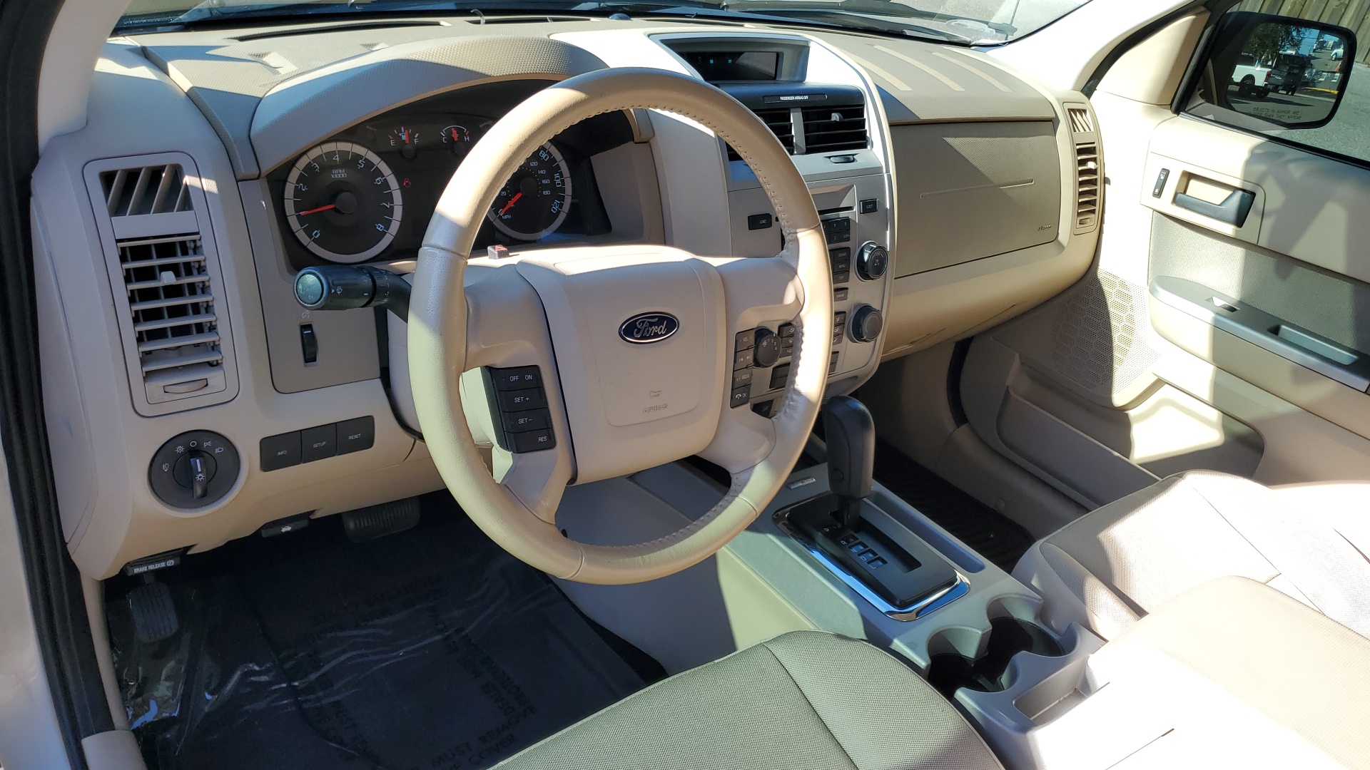 2012 Ford Escape XLT 16