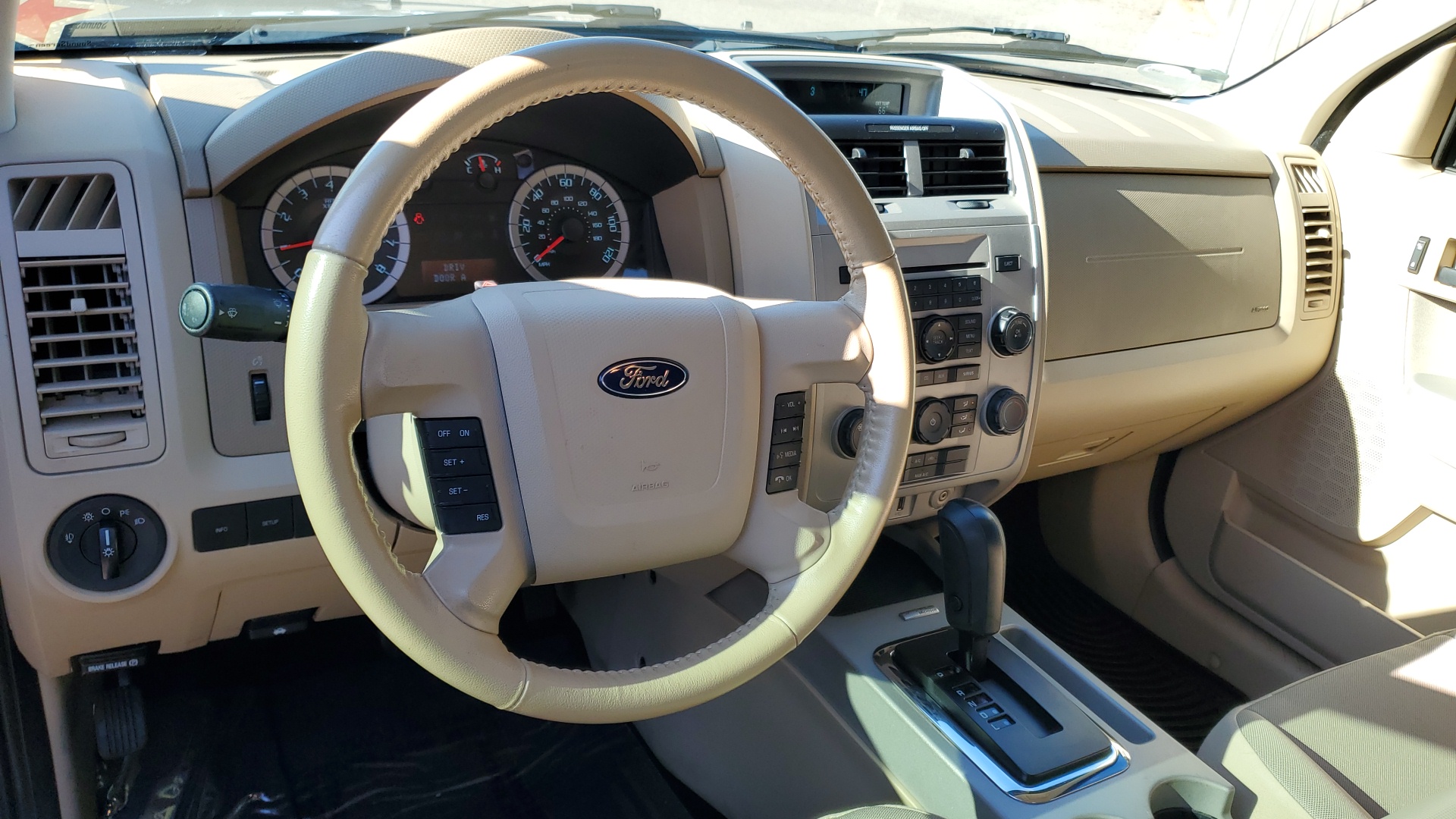 2012 Ford Escape XLT 19