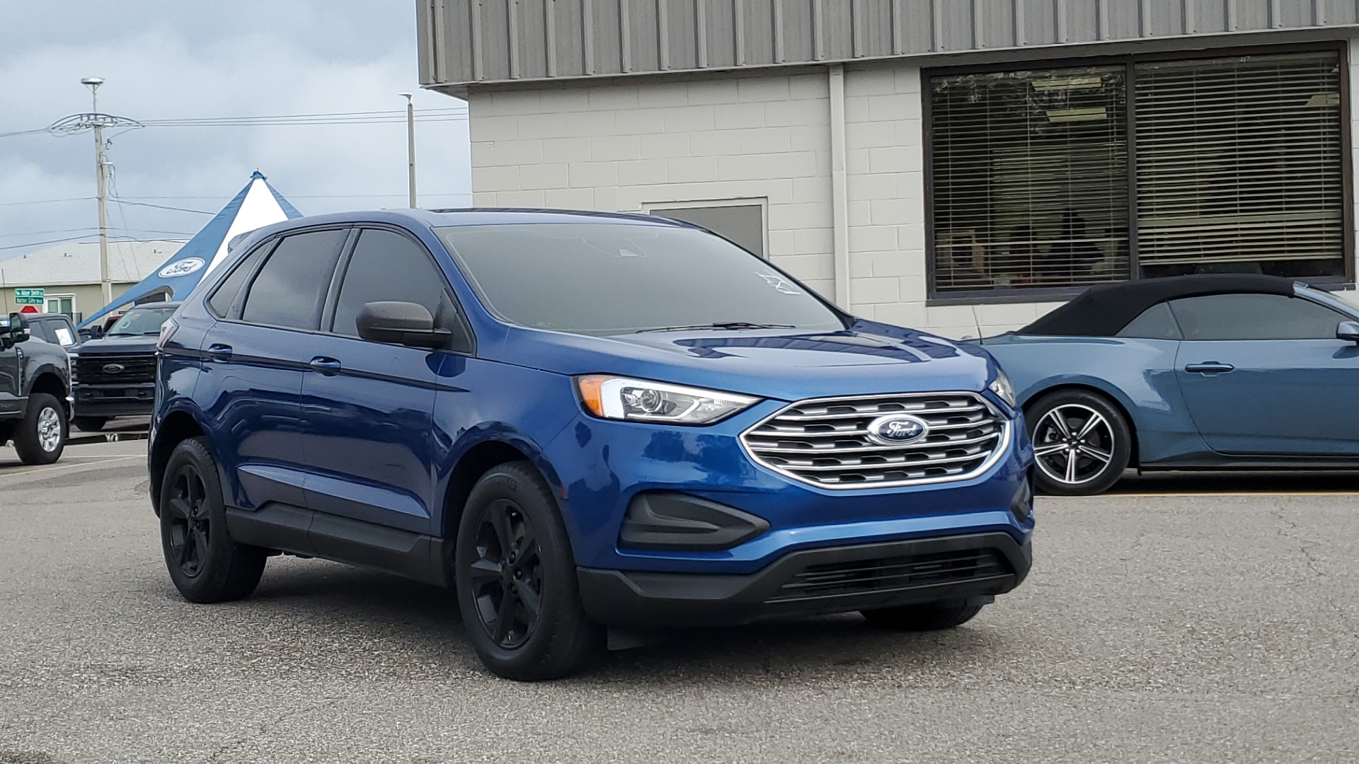 2022 Ford Edge SE 3