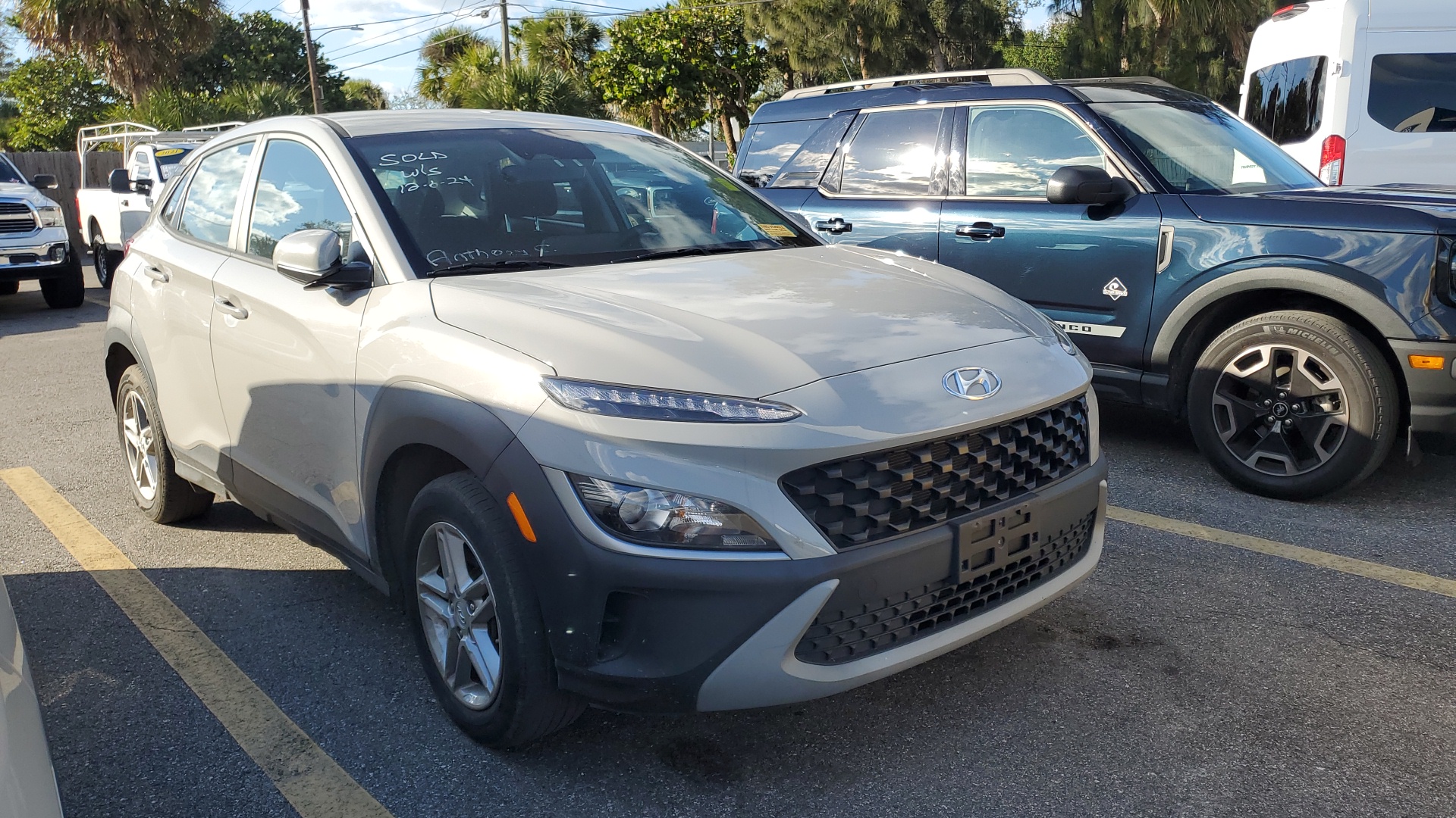 2022 Hyundai Kona SE 2