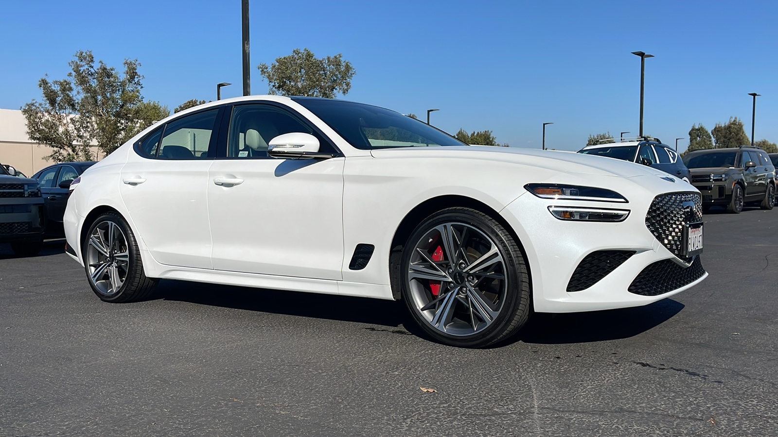 2024 Genesis G70 2.5T Prestige 1