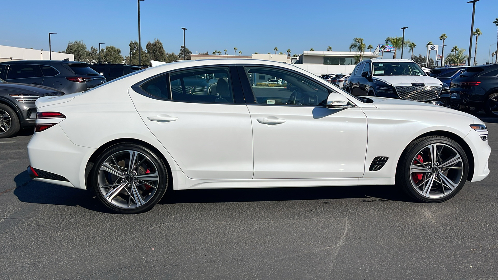 2024 Genesis G70 2.5T Prestige 6