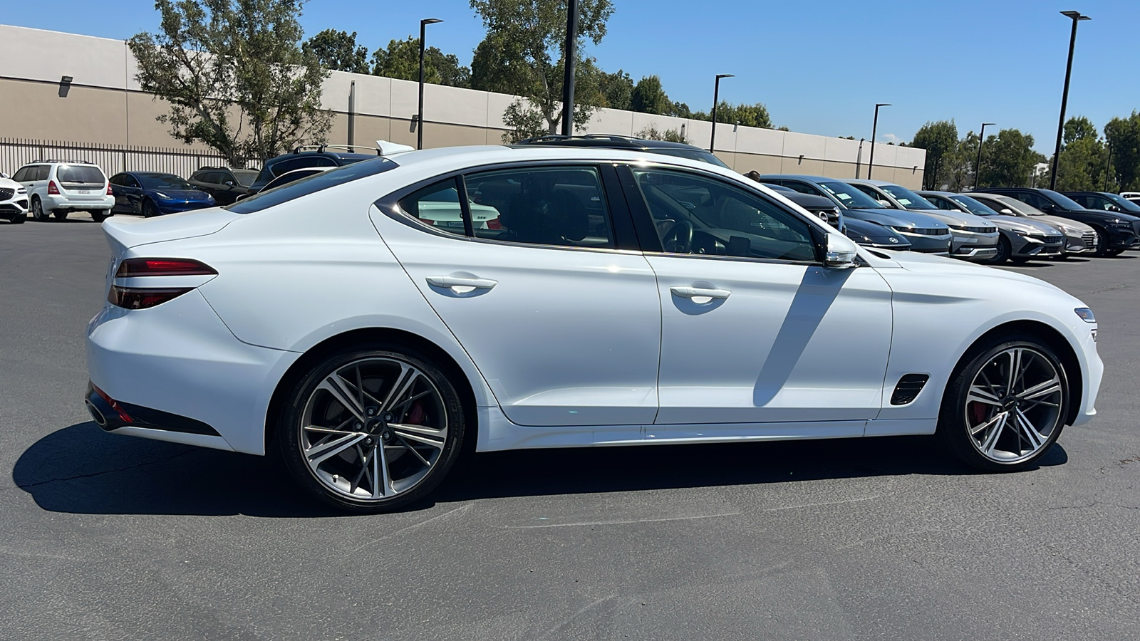 2024 Genesis G70 2.5T Standard 6