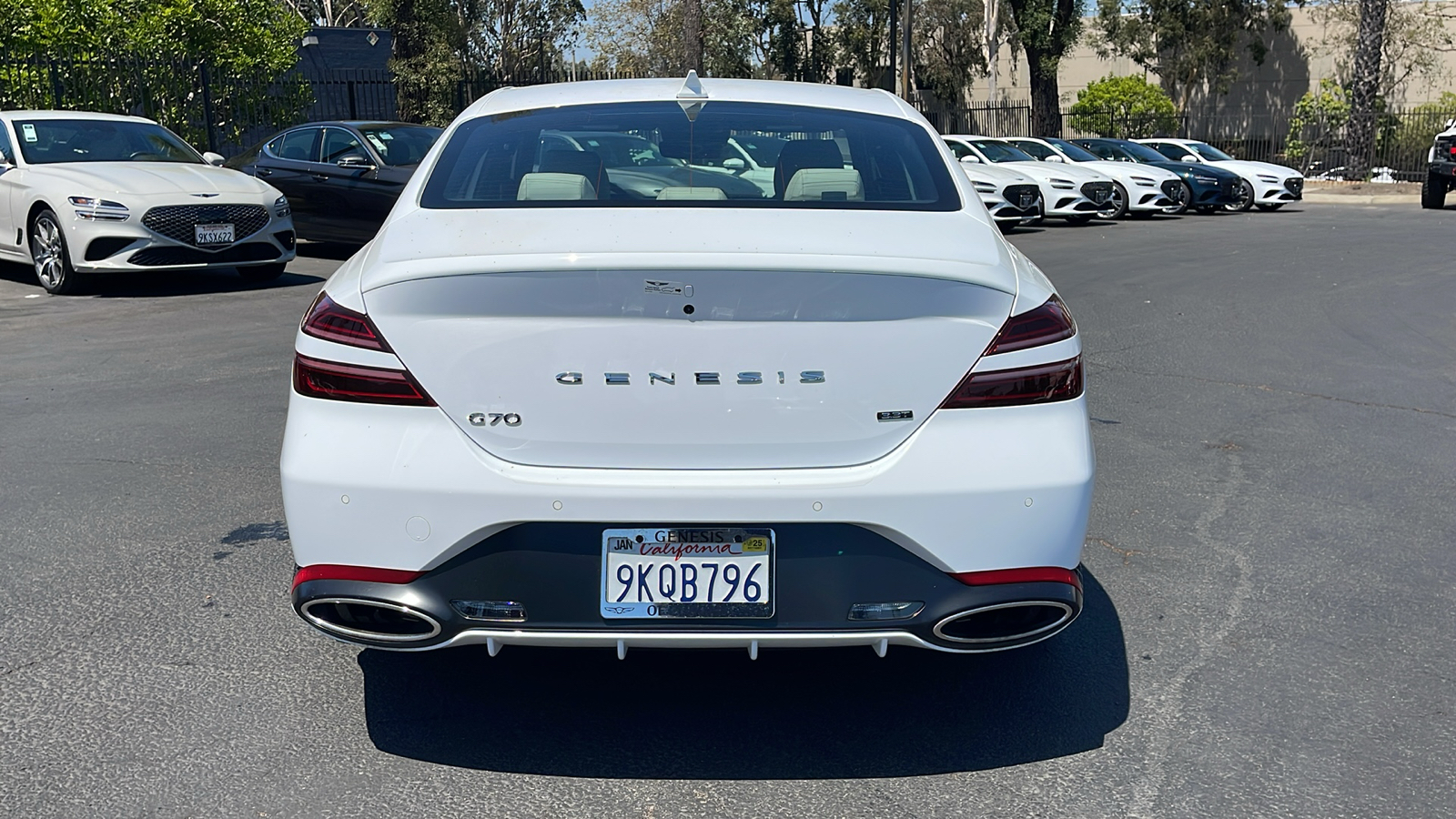 2024 Genesis G70 3.3T Sport Advanced 9