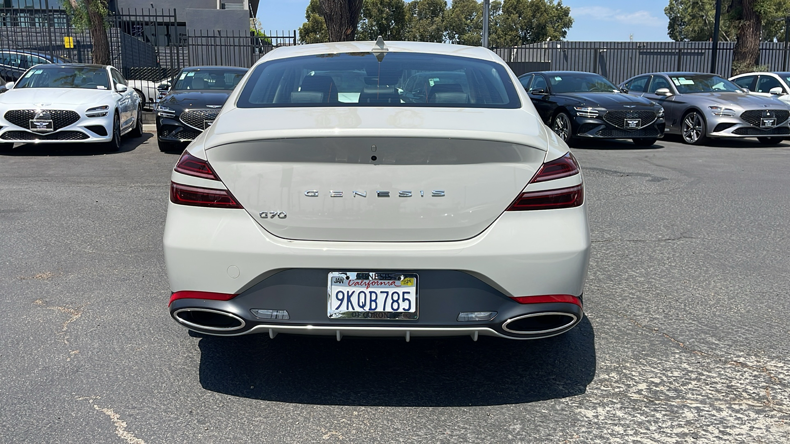 2024 Genesis G70 2.5T Standard 9