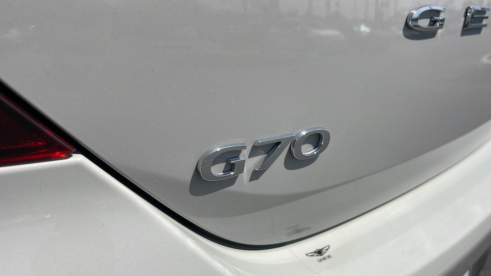 2024 Genesis G70 2.5T Standard 29