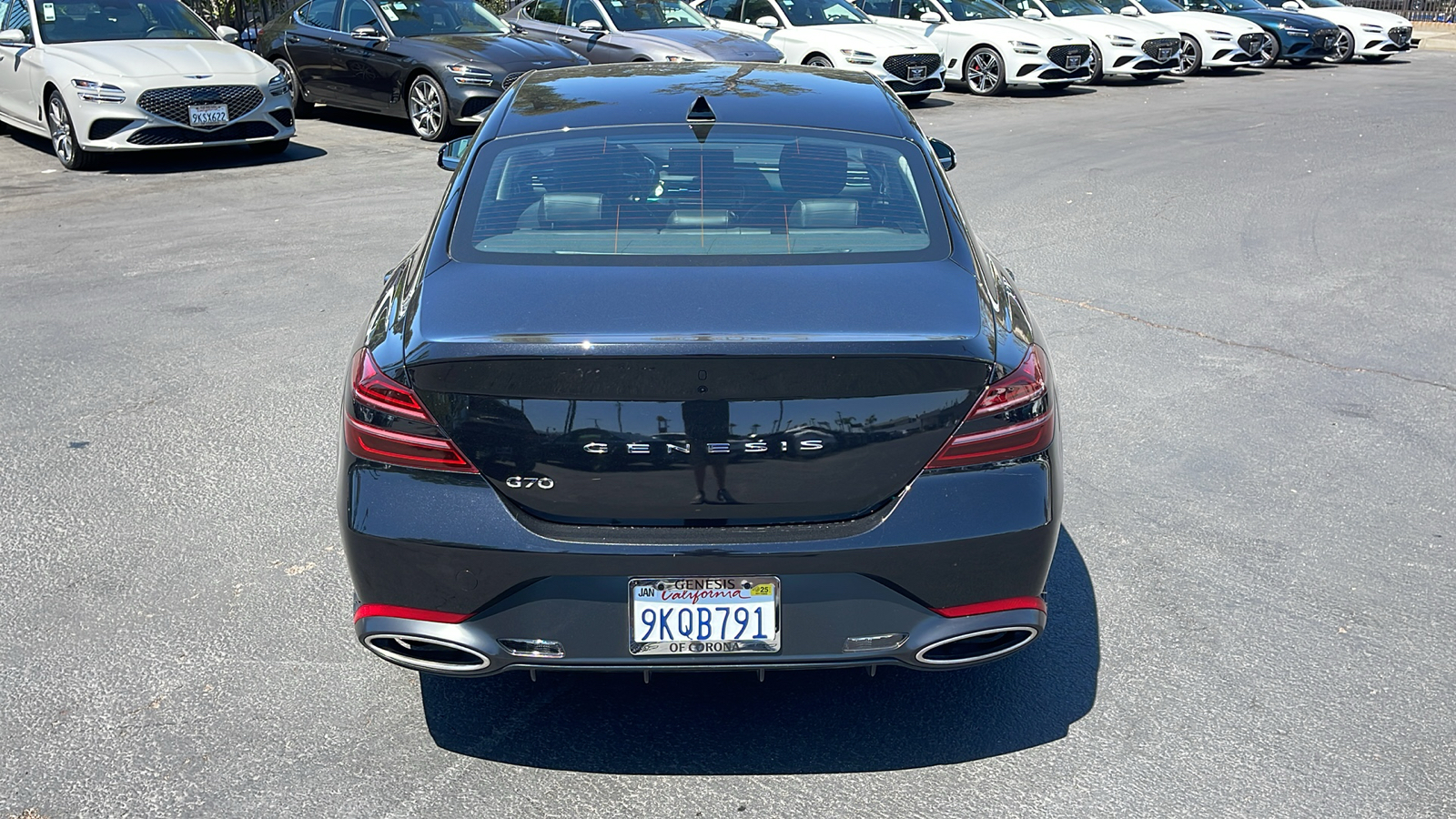 2024 Genesis G70 2.5T Standard 8