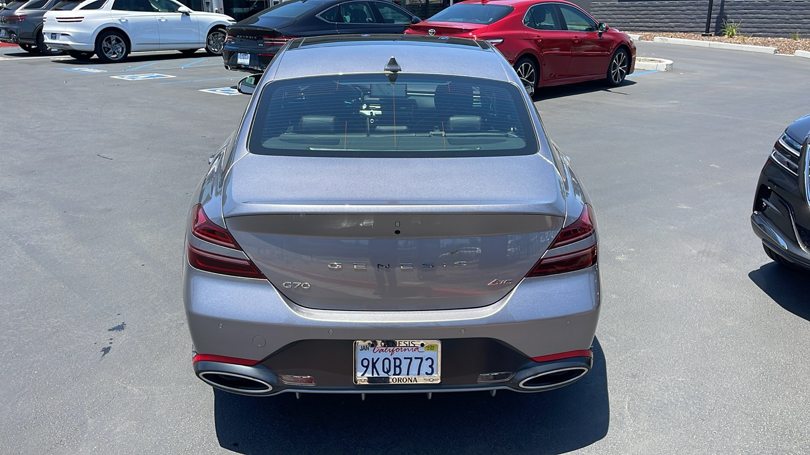 2024 Genesis G70 2.5T Standard 8