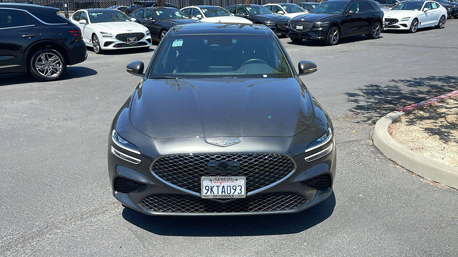 2024 Genesis G70 2.5T Standard 2